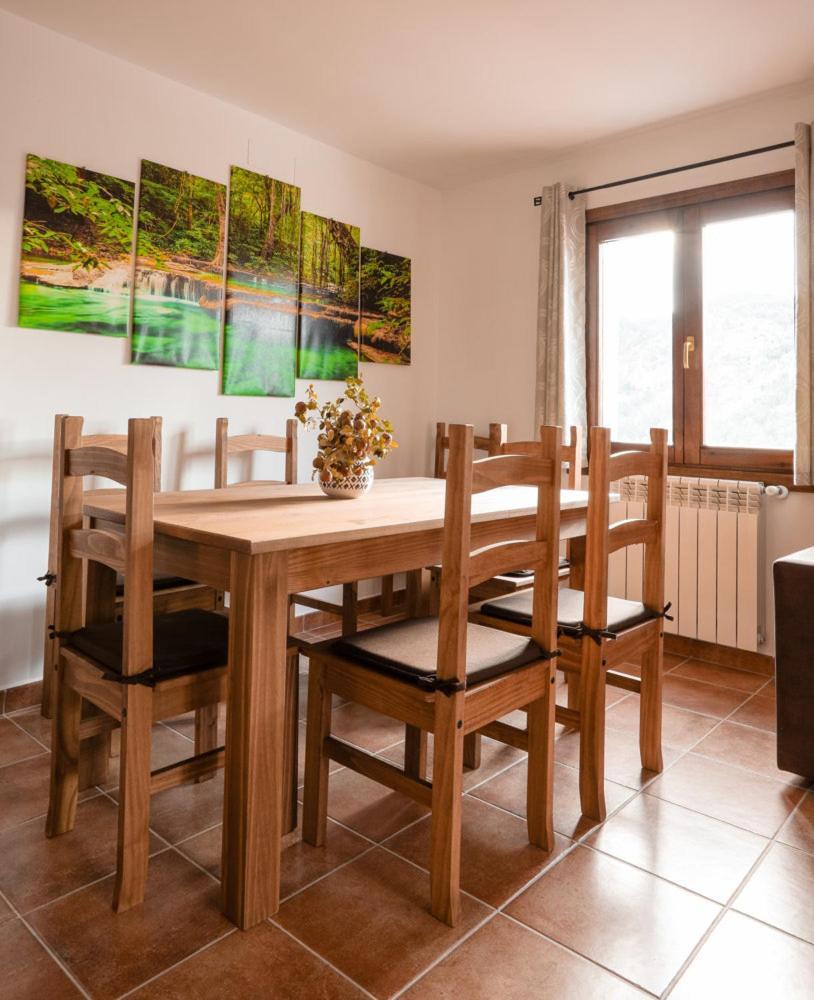 Linares de Mora Hostal Antiguo Hospital מראה חיצוני תמונה