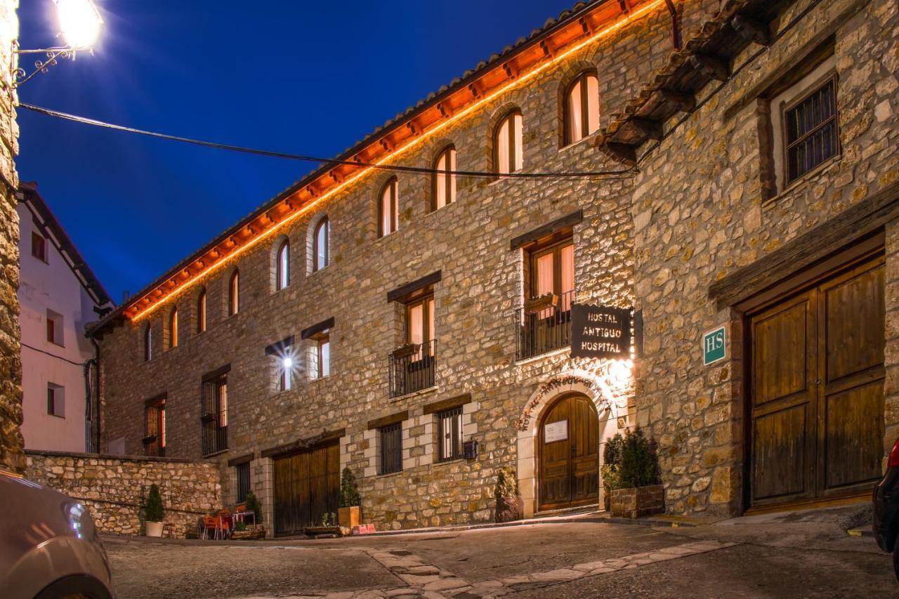 Linares de Mora Hostal Antiguo Hospital מראה חיצוני תמונה